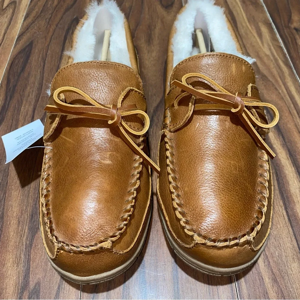 New Lands End Men's Brown Leather Moccasin Slippers - Picture 4 of 8